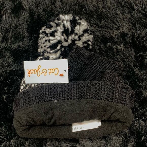 Toddler Boys Rib Knit Cuff Beanie with Mitten set - Picture 1 of 2